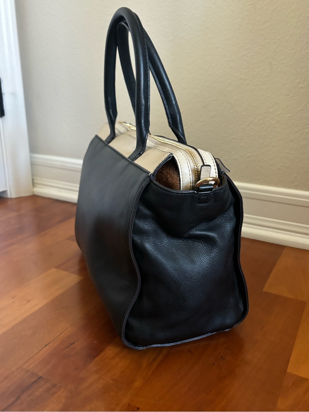 kate spade Black and Cream Leather Satchel with Bow Detail - Picture 6 of 16
